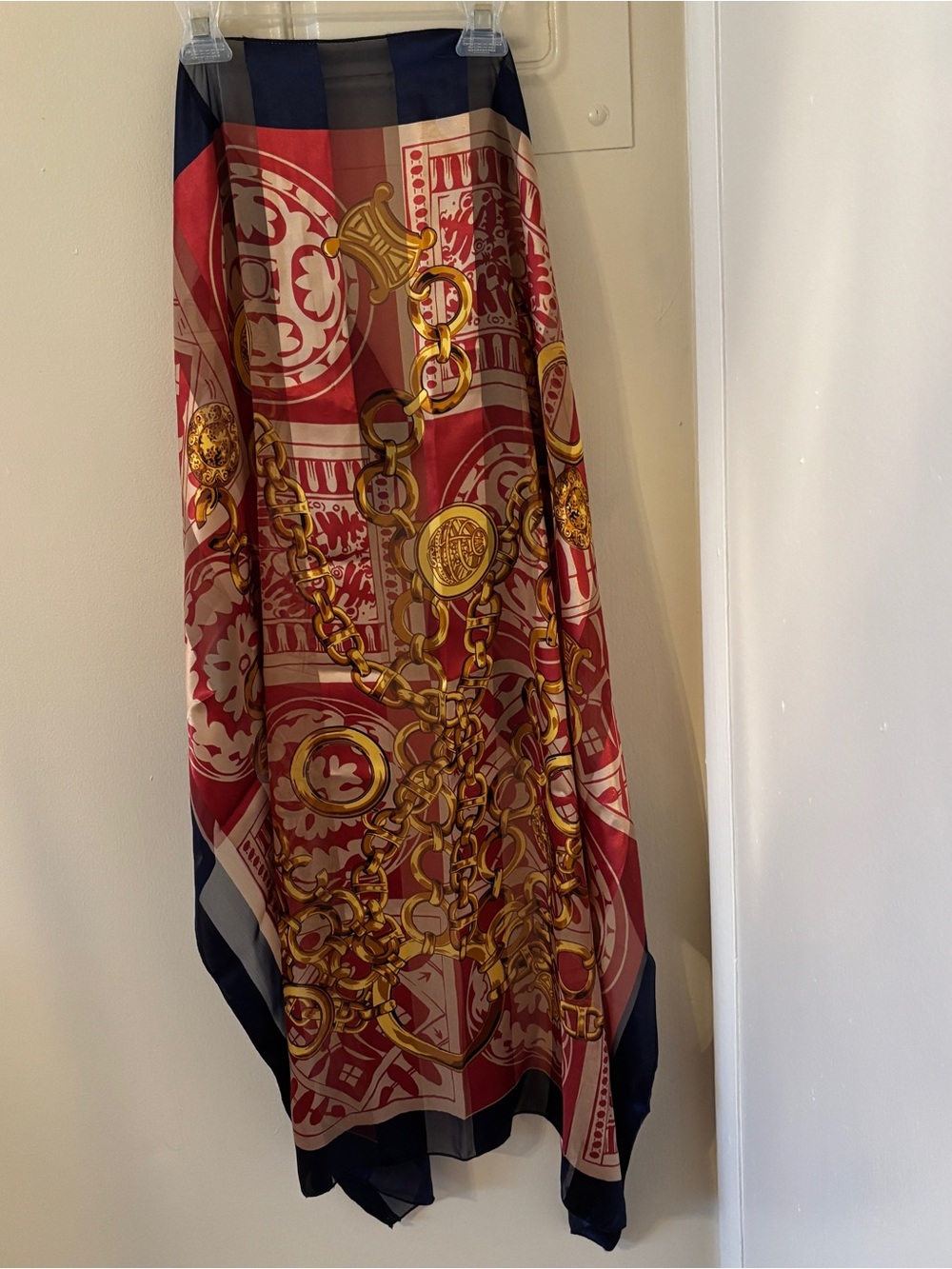Vintage Chain Print Scarf - Picture 2 of 10